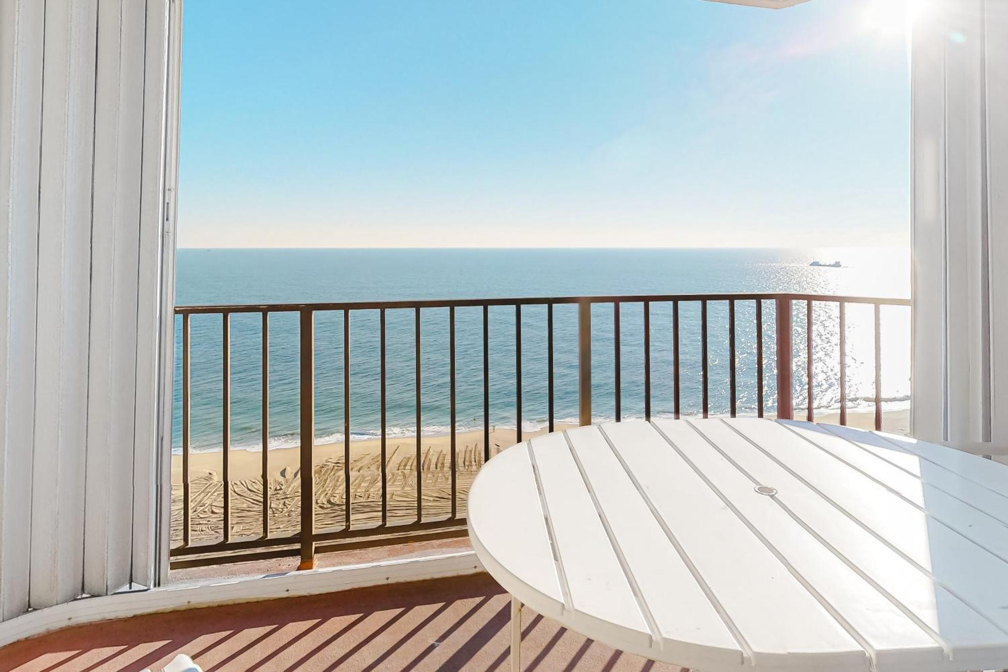 Plaza II Hotel Ocean City Phòng bức ảnh