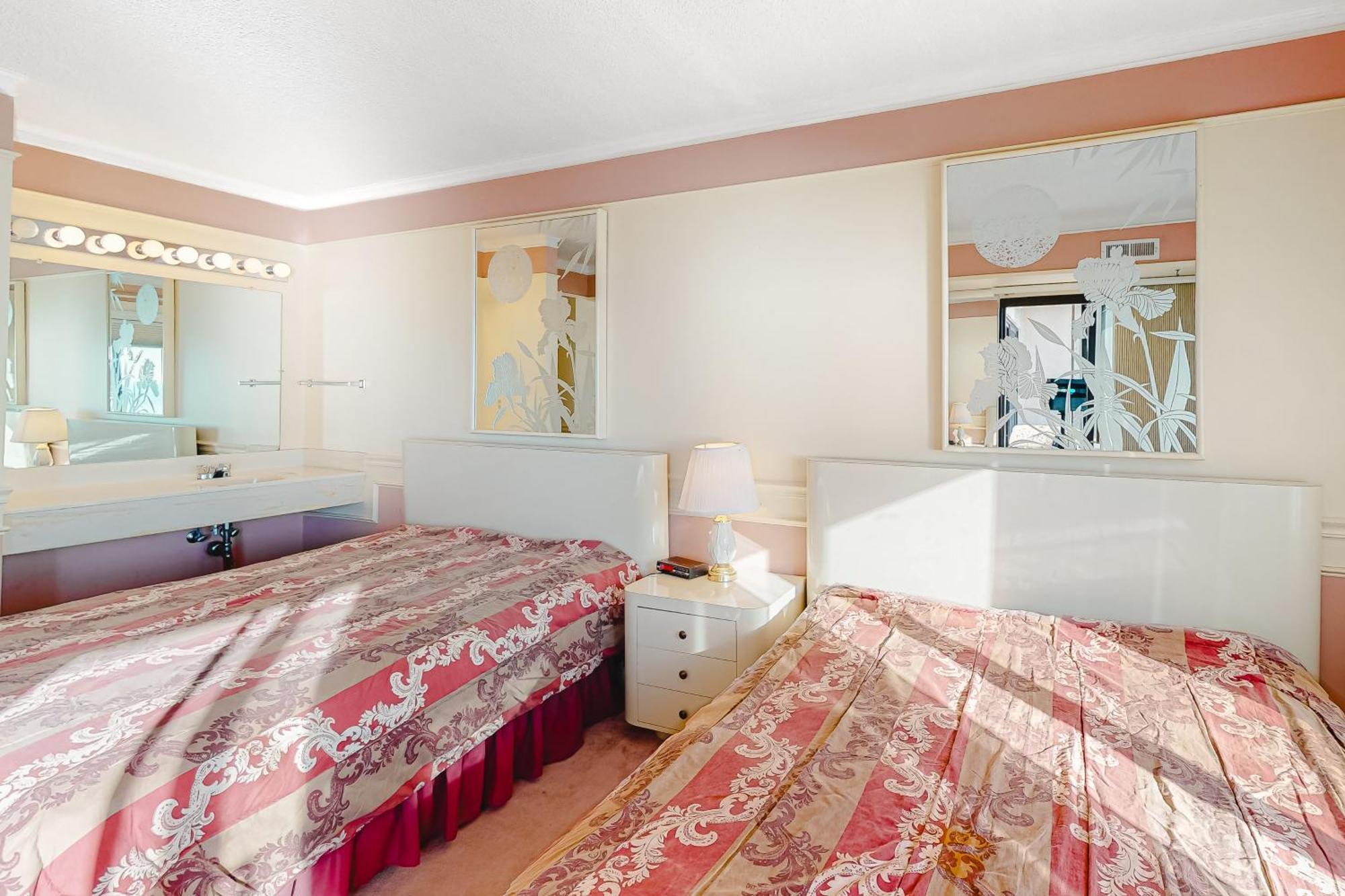 Plaza II Hotel Ocean City Phòng bức ảnh